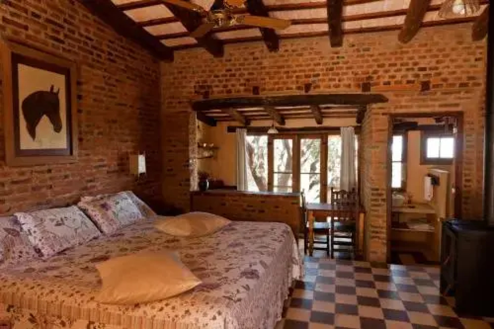 Hosteria Las Jarillas
