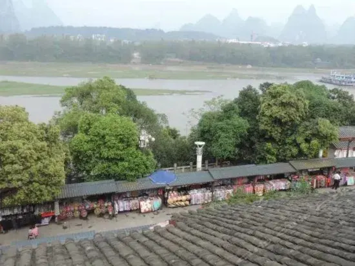 Yangshuo River Times Hotel