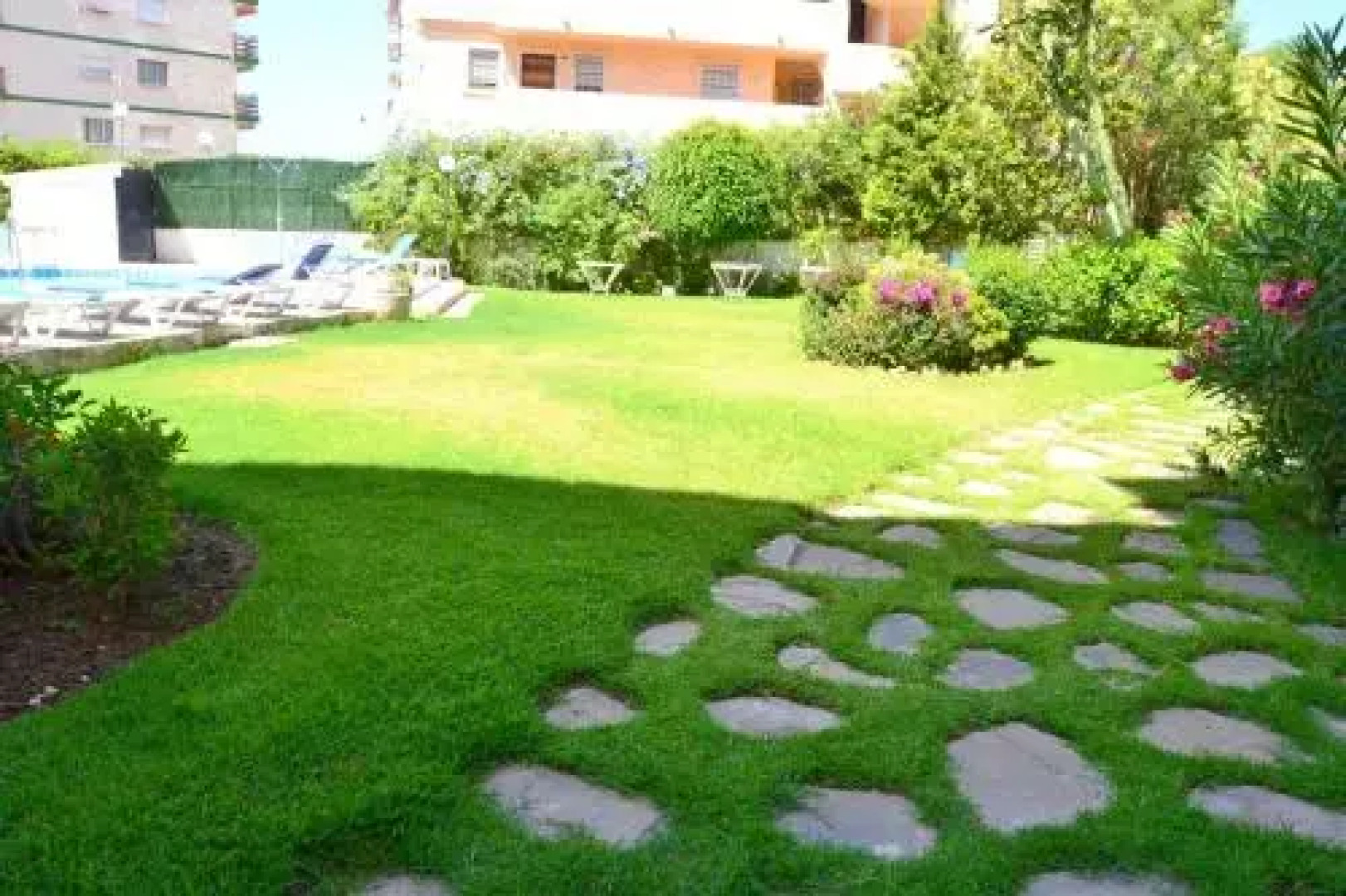 No. 9 Los Horizontes