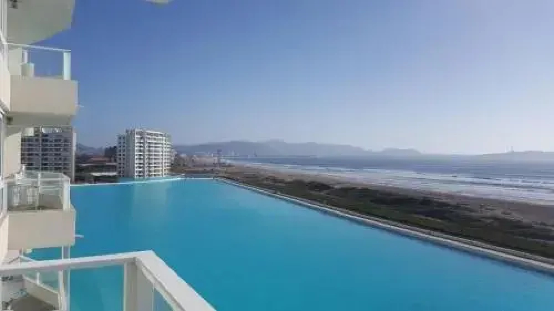 Resort Urbano Laguna del Mar