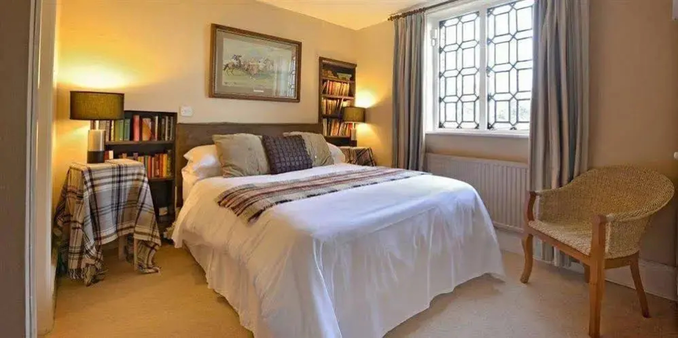 The Cholmondeley Arms - Inn