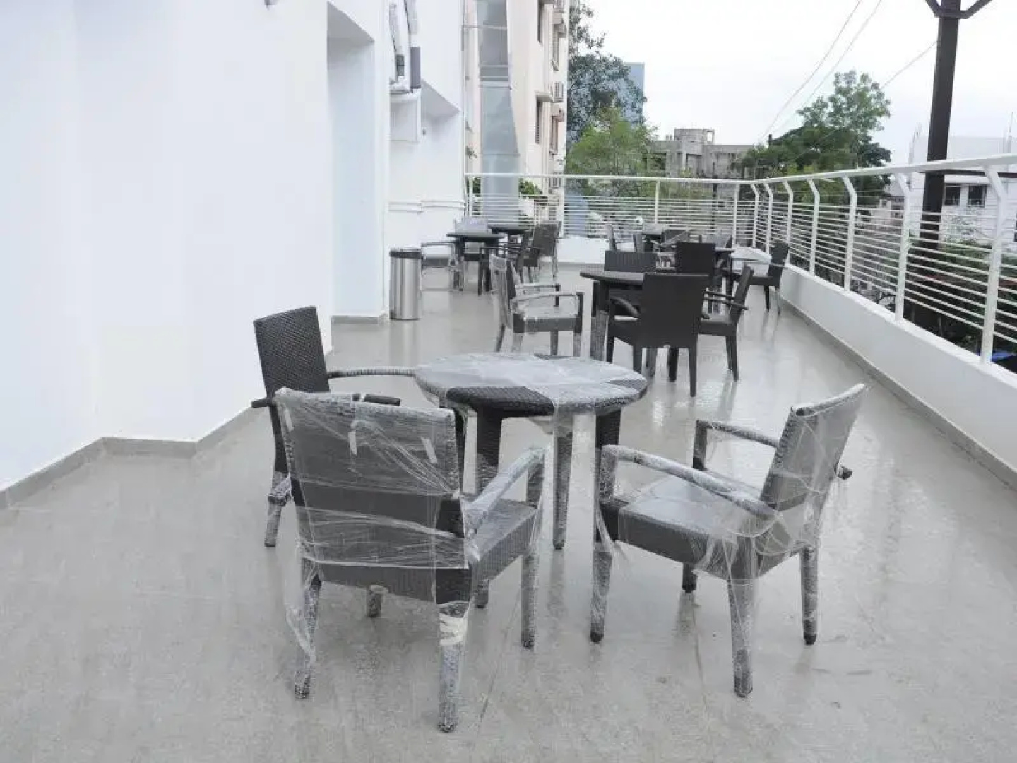 Hotel Raviraj