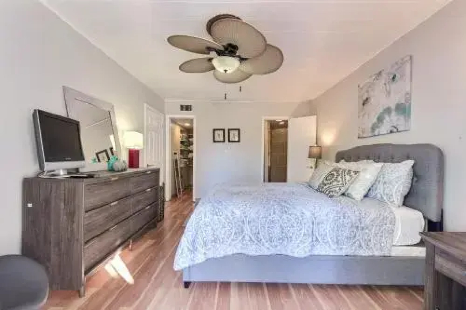 Wilton Manors House by RedAwning