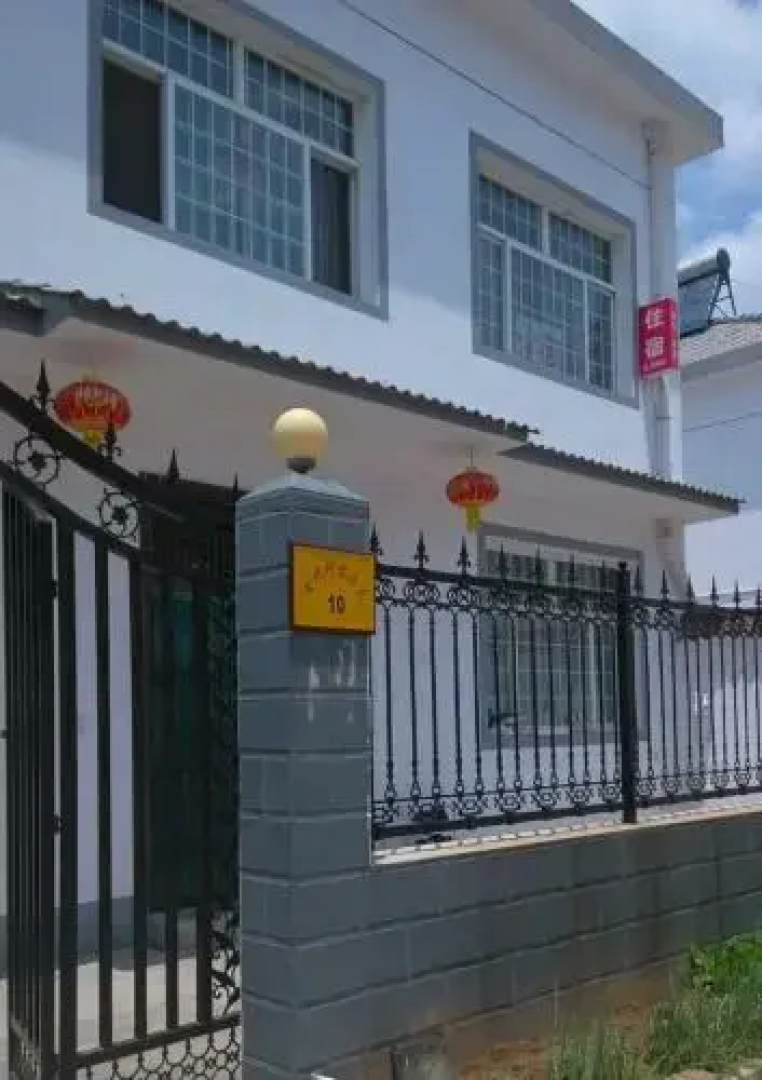 Lee Jianxia Jingetuo Farmstay