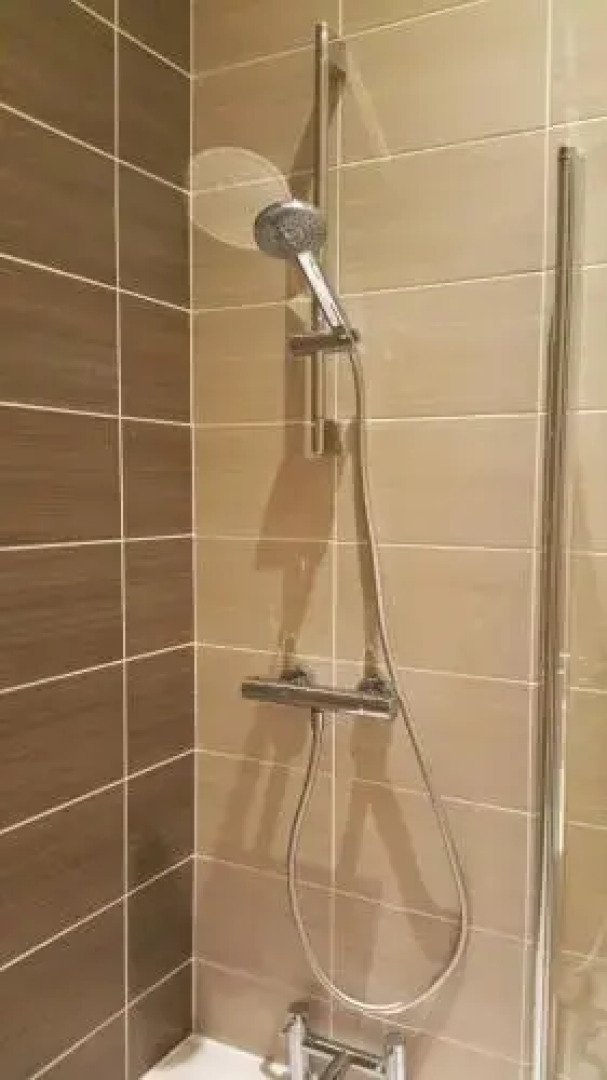 St Nicholas Apartel  Amen Corner