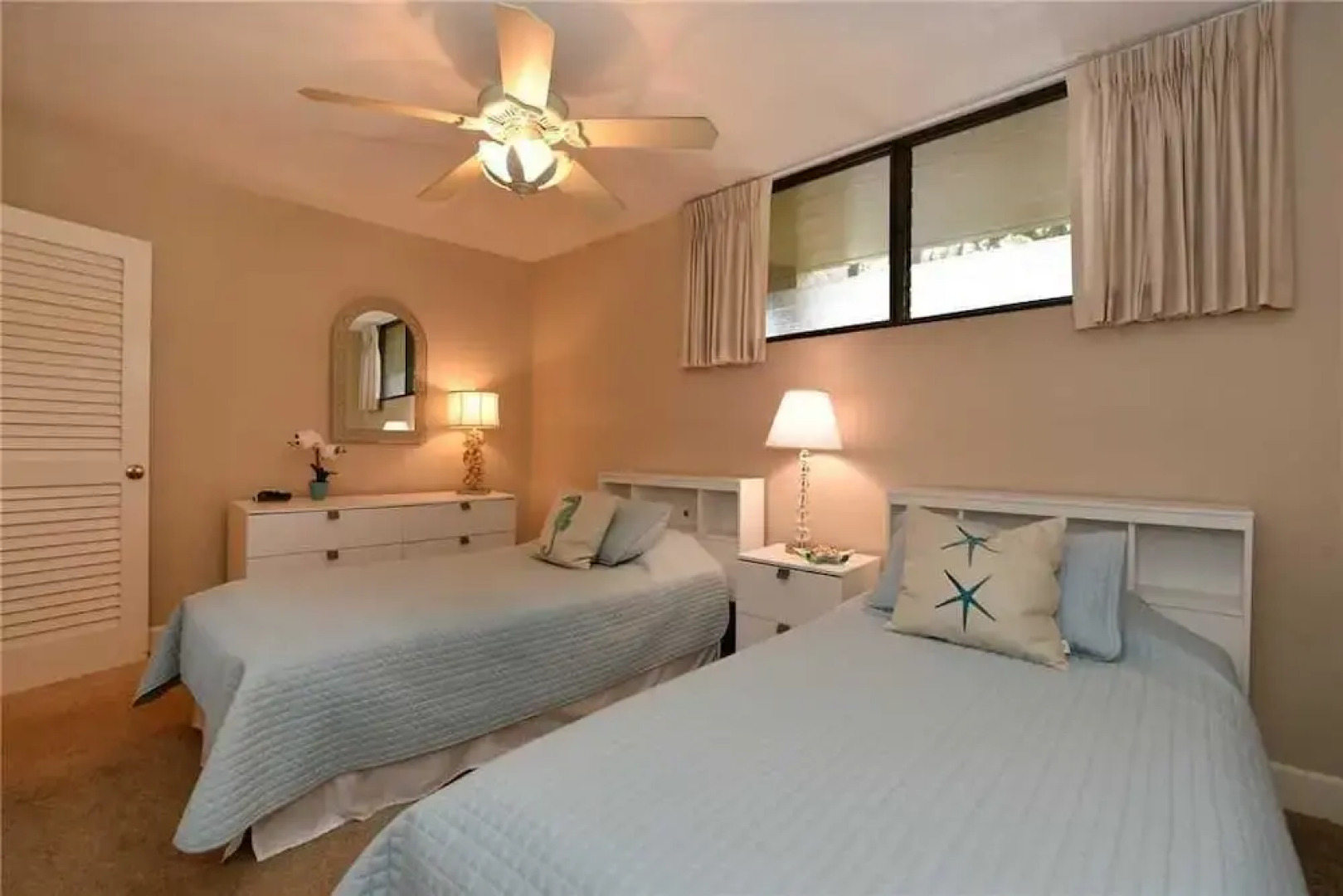 Paki Maui 224 by RedAwning