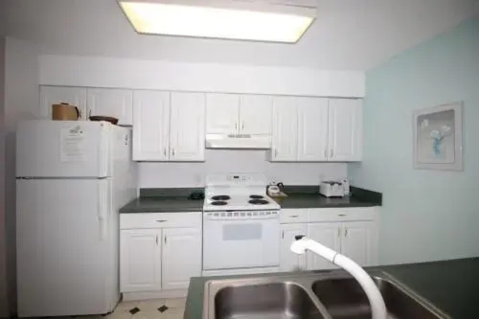 C 8 Xanadu 2 Br Condo by RedAwning