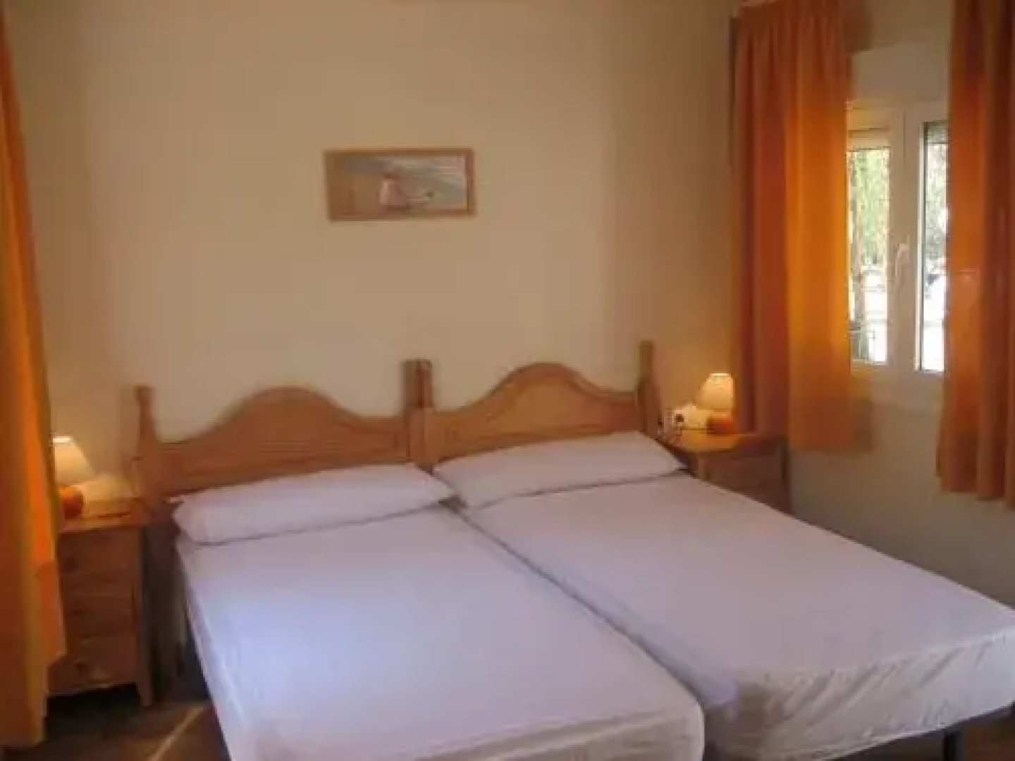 Camping Albergue Tau