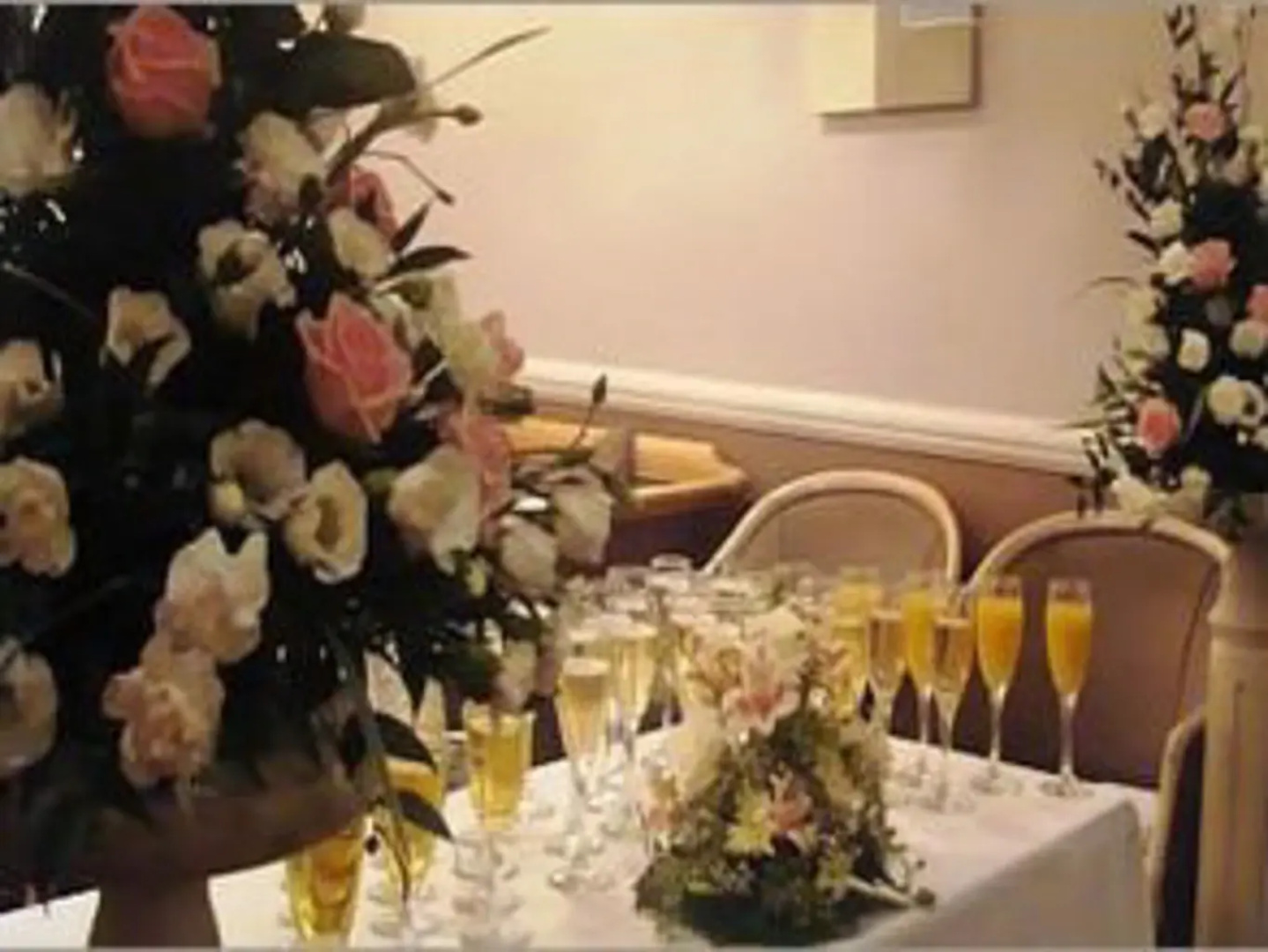 South Lodge Hotel