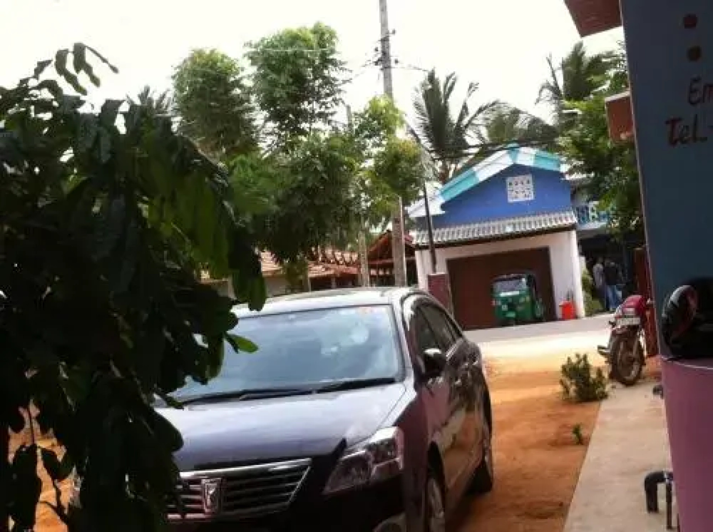 Moon Eyes Beach Hotel