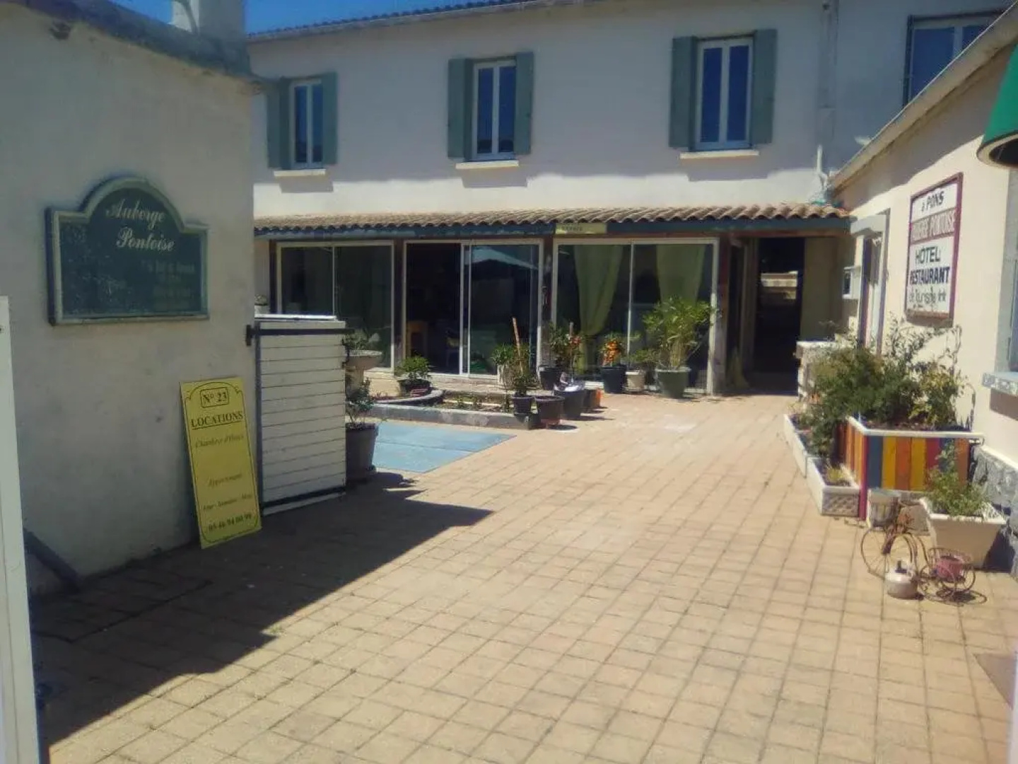 Auberge Pontoise