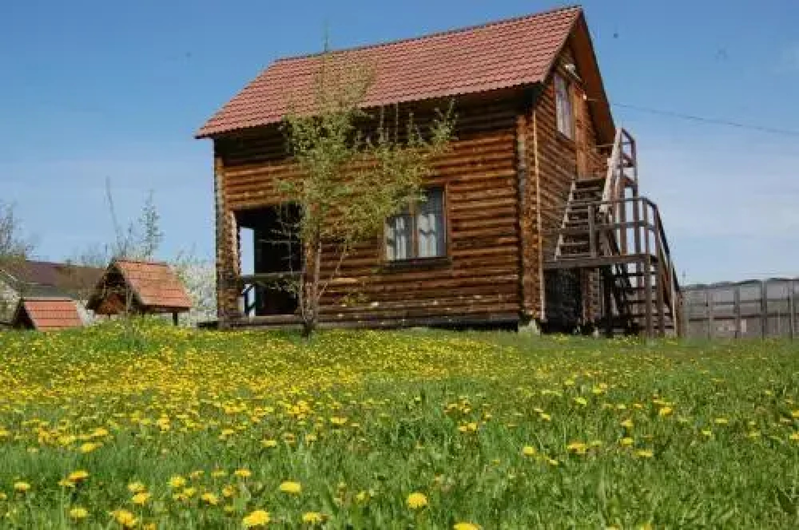 Solnechnoye podvorye
