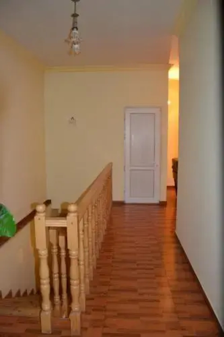 Guest House on Mashtoc 47