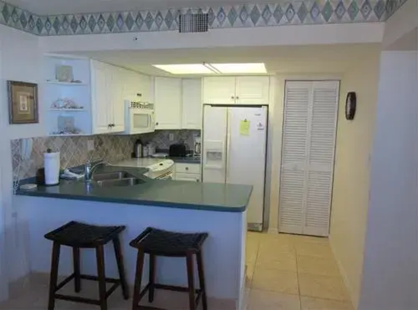 Bermuda Dunes #601 by RedAwning