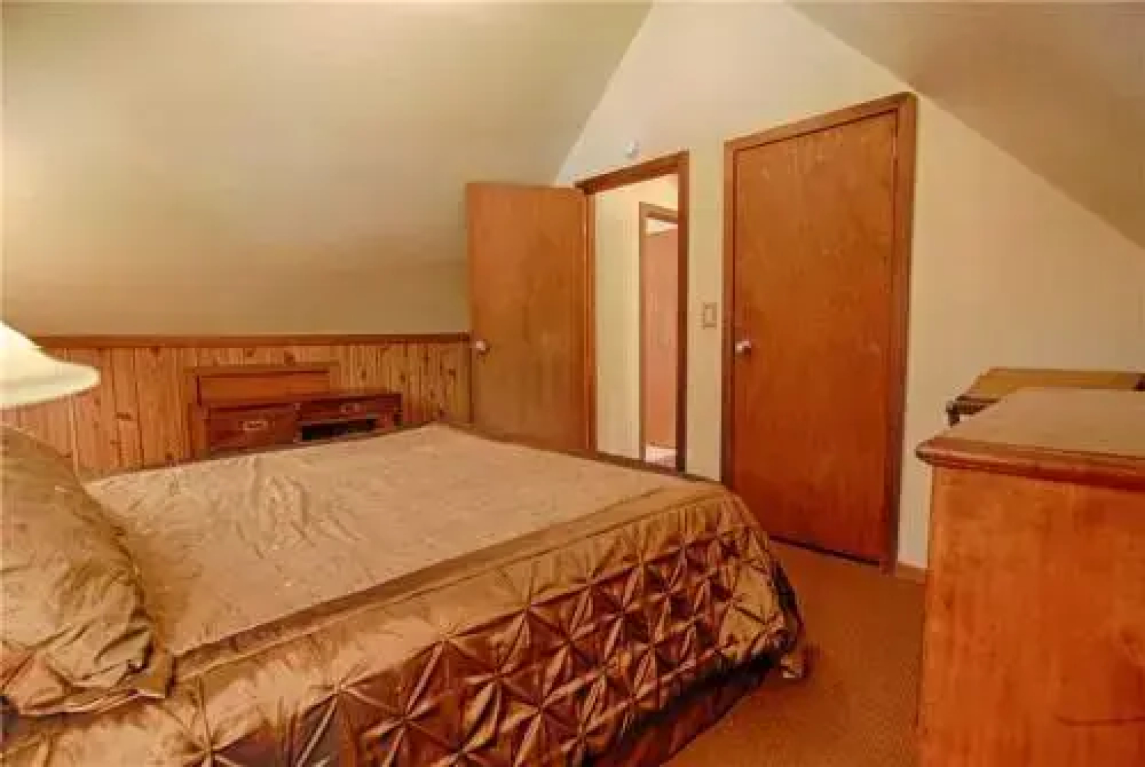 Lewis Ave Lodge - 3 Br Home