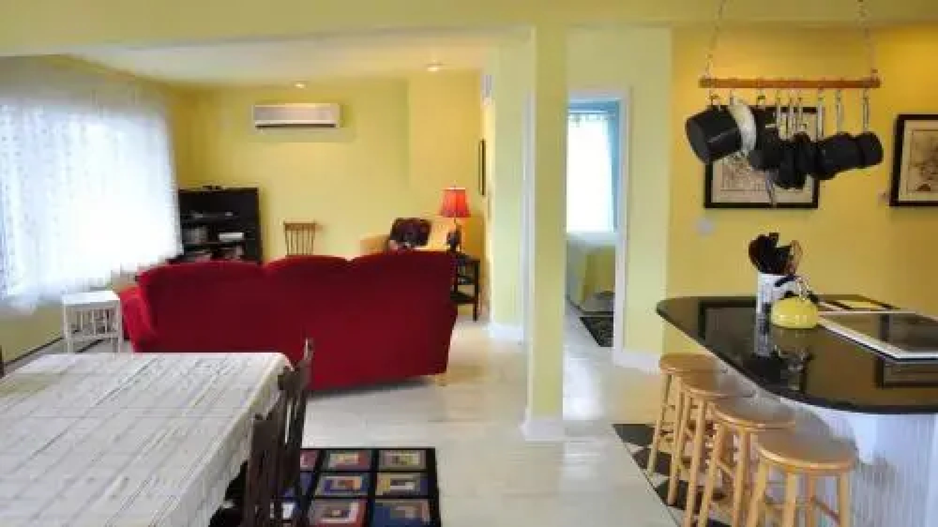 Crate & Cargo Suite 3