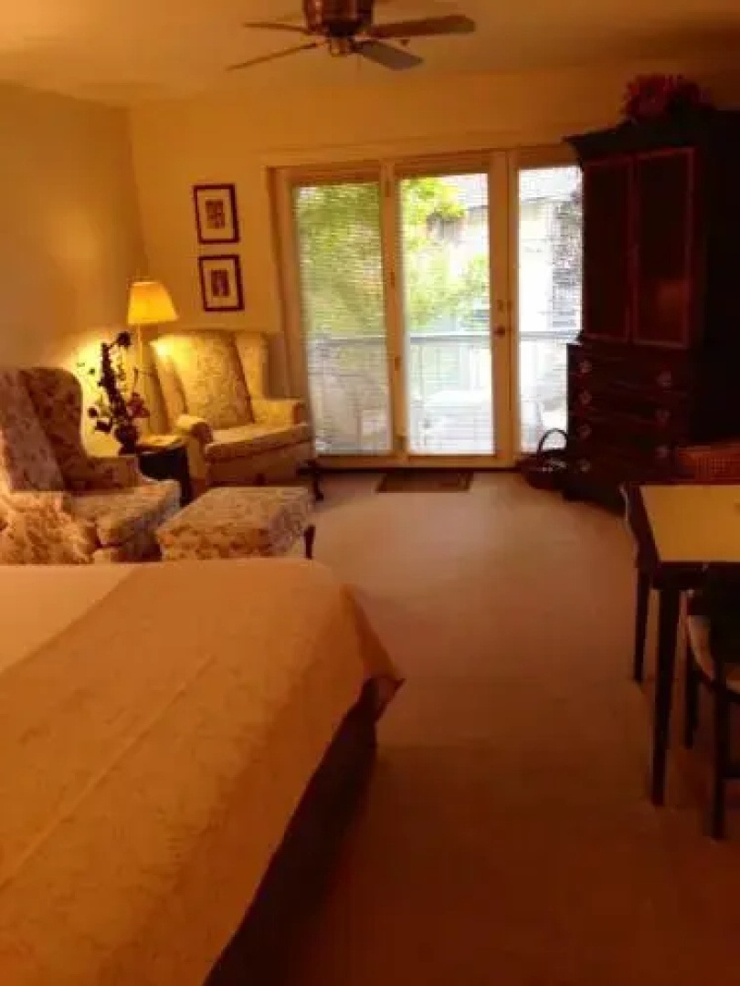 Waterford Suite 216