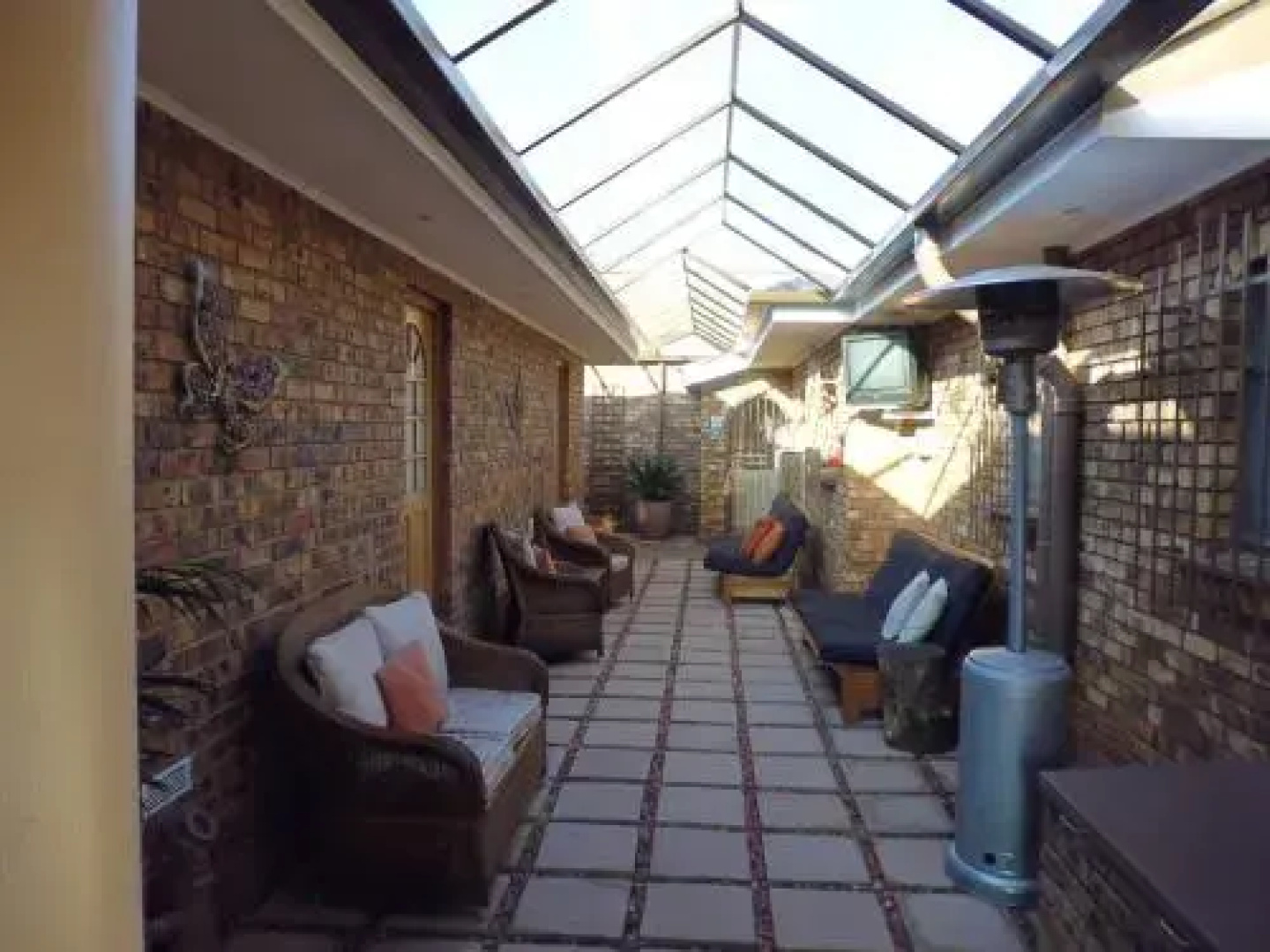 Dobbs Lodge