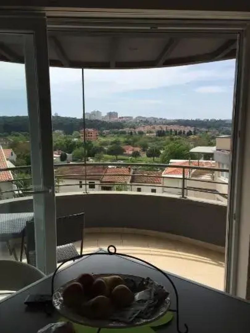 Loft mit Blick auf Pula