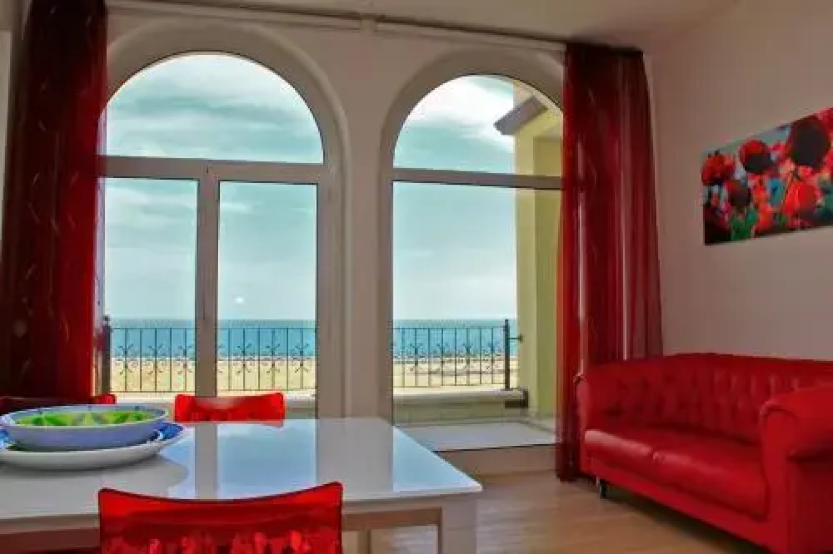Marinos Aparthotel