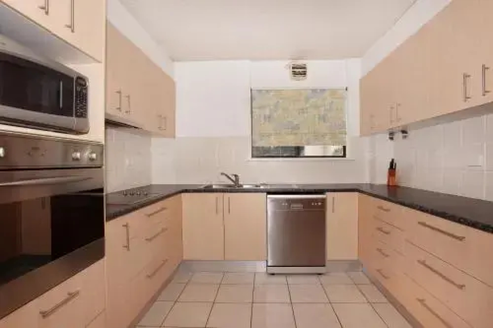Warroo Apartments