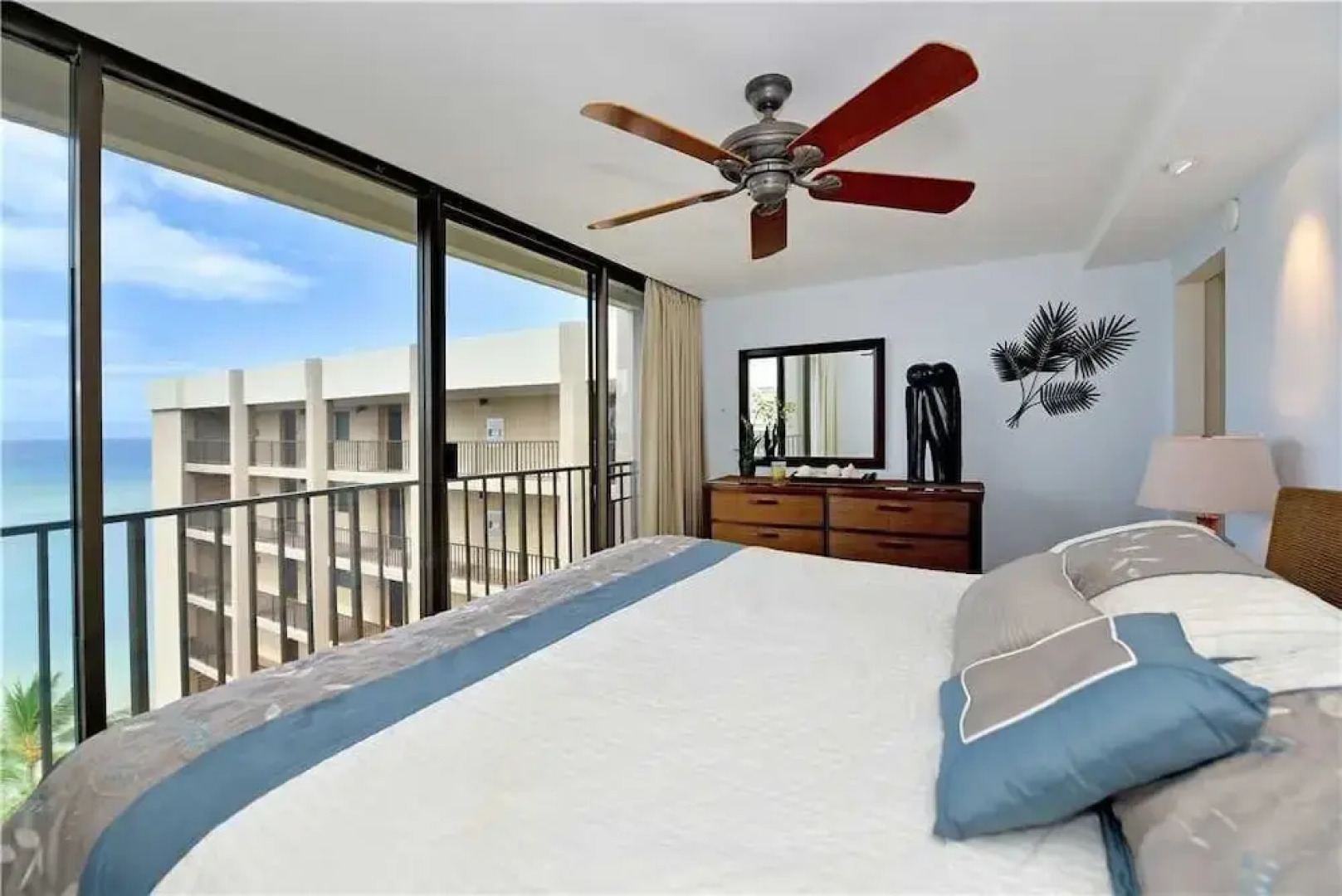 Valley Isle #1203 2 Bedroom Condo by RedAwning