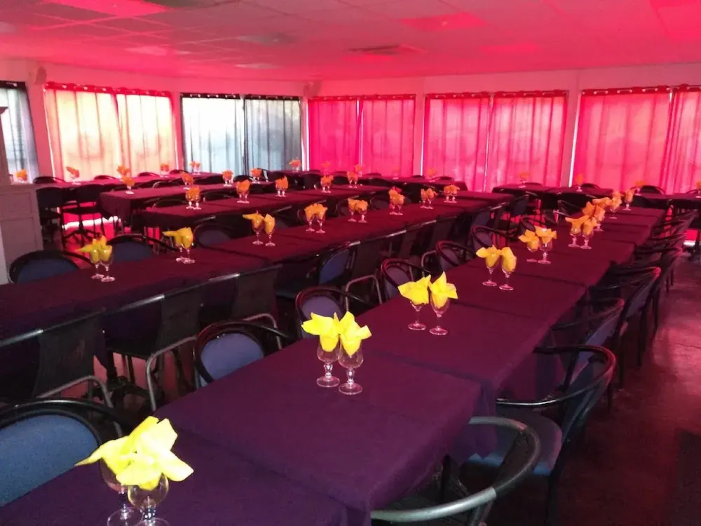 Jardin de Tredos - Libertine Hotel for Caters to Adults