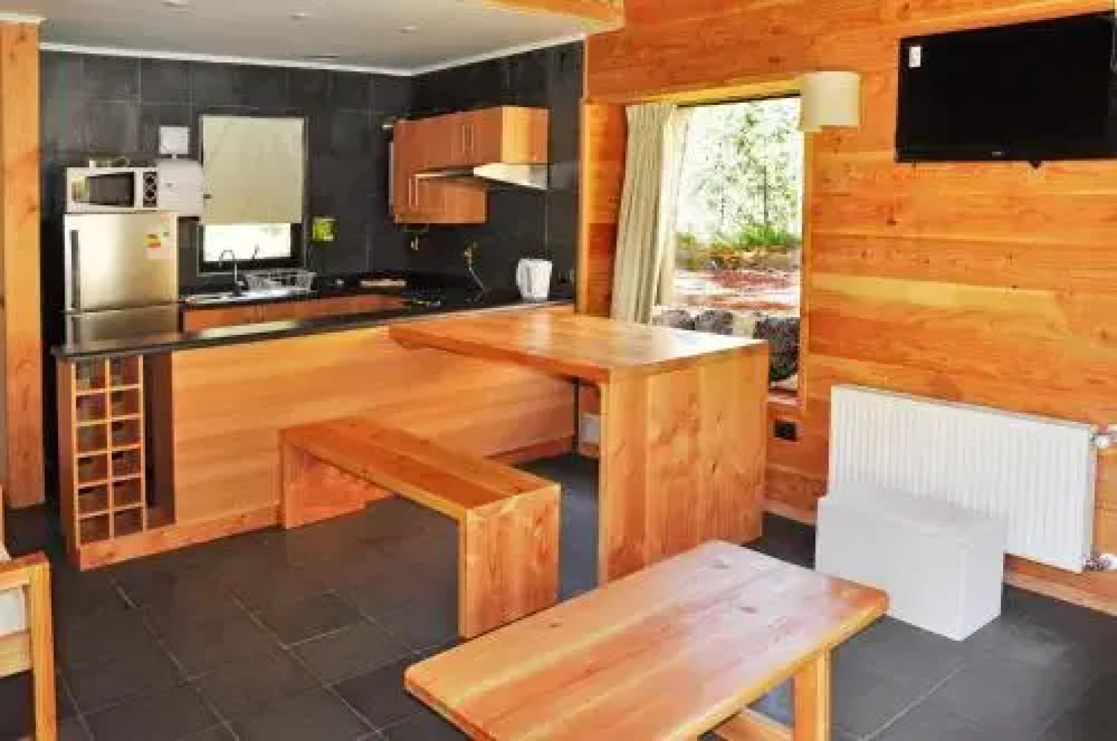 Cabanas y Lodge Los Hualles