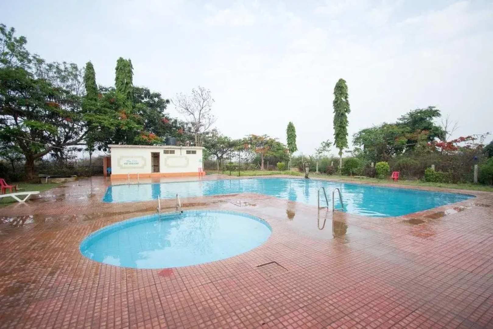 Jain Farms and Resorts