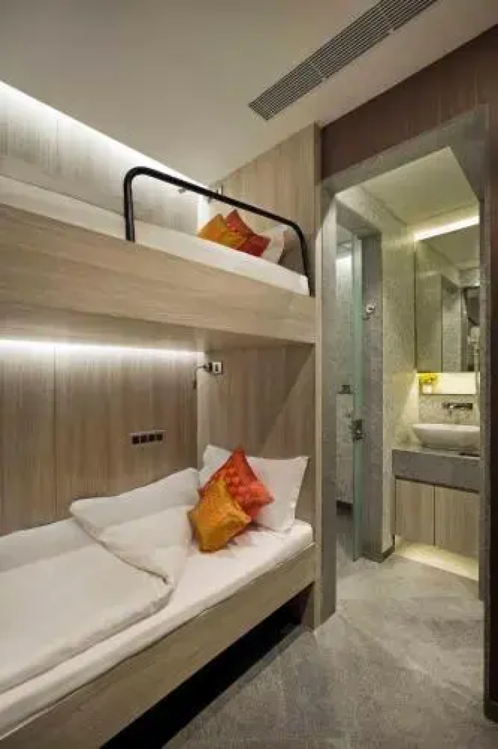 Plaza Premium Day Hotel