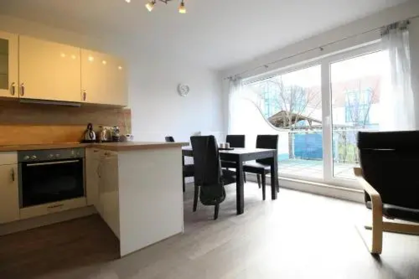 Kurparkcarree - Ferienwohnung Meeresbrise