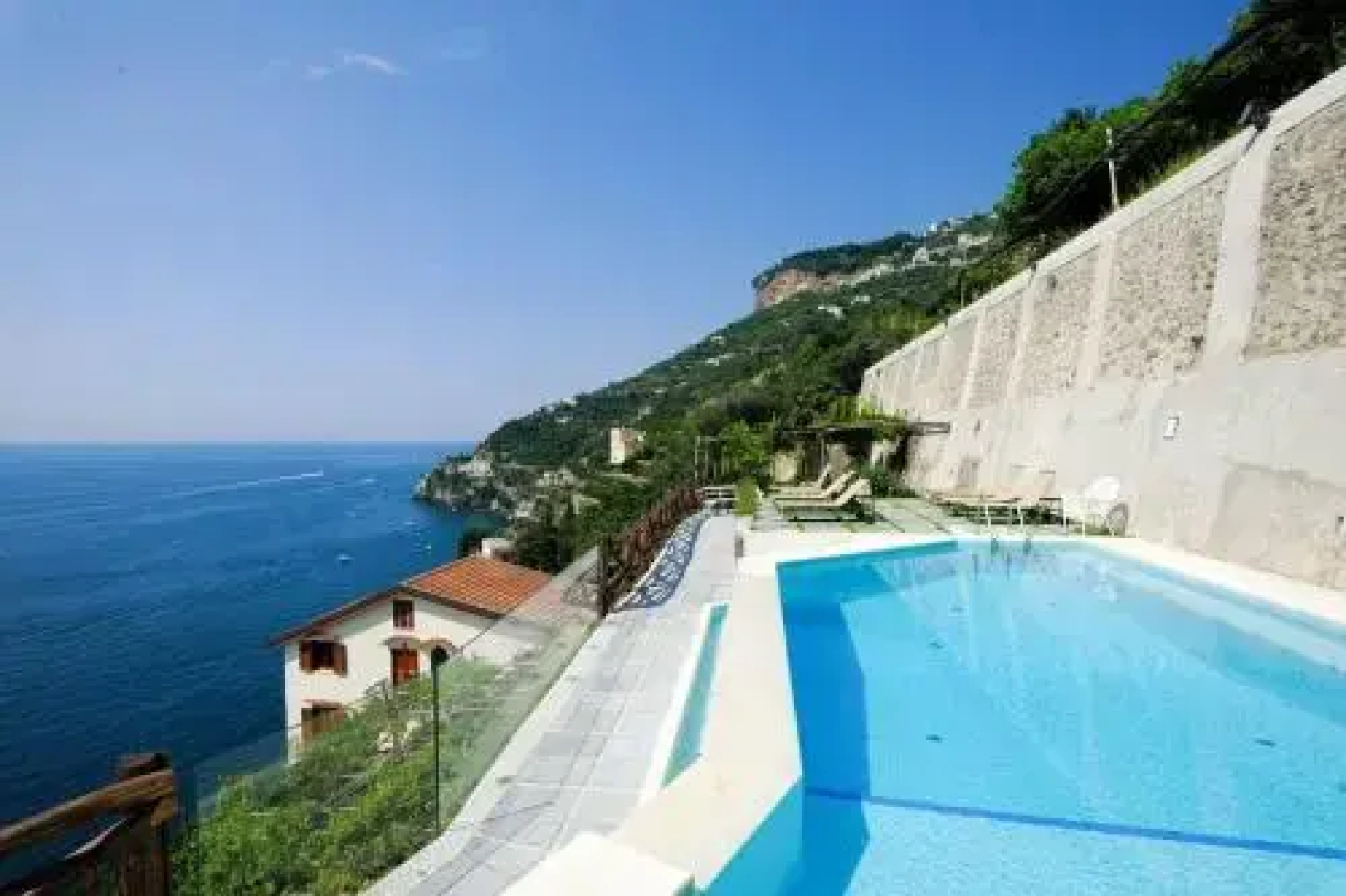 Pagliarulo Complex by Amalfivacation