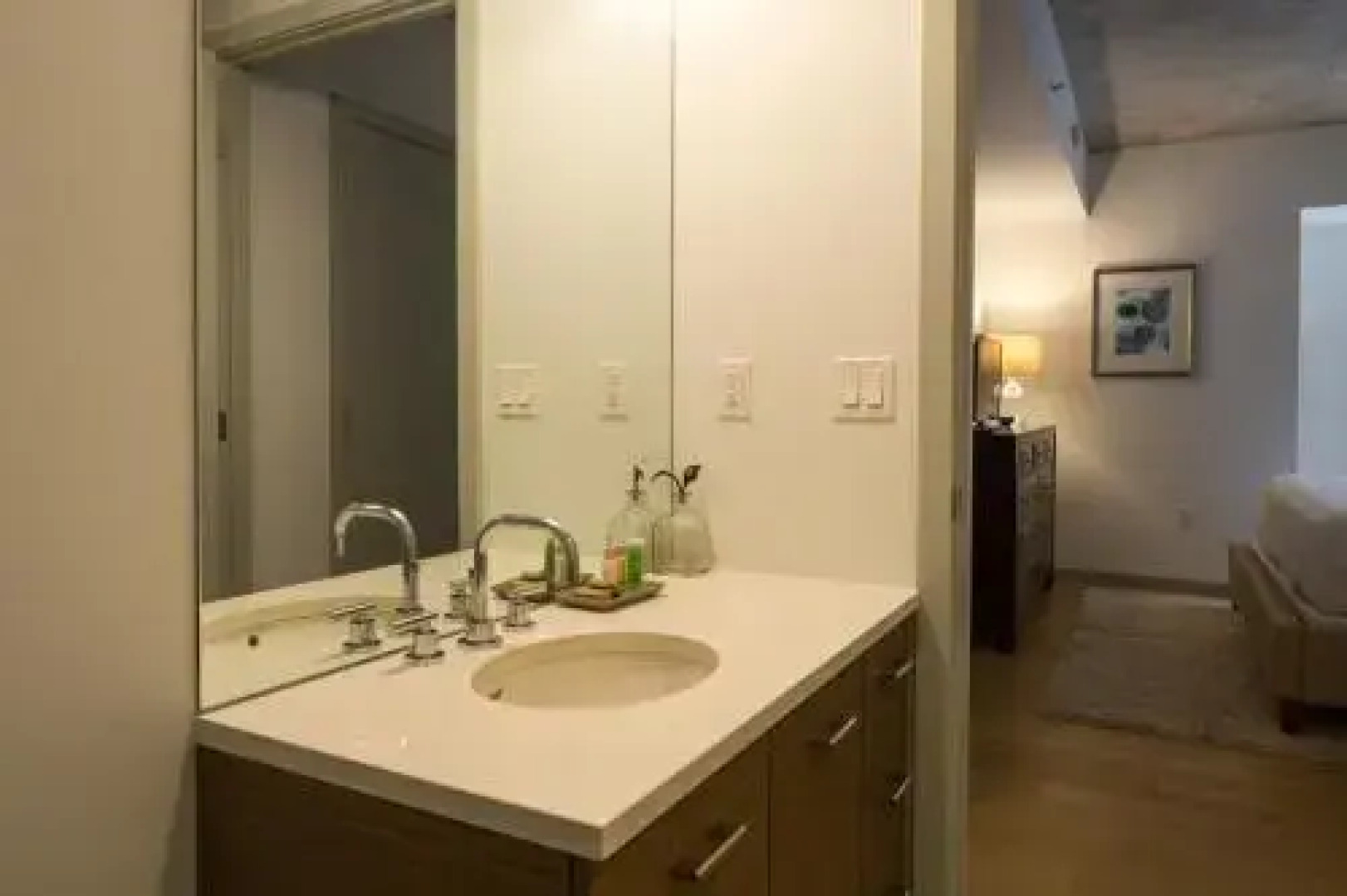 Stay Alfred on A Street