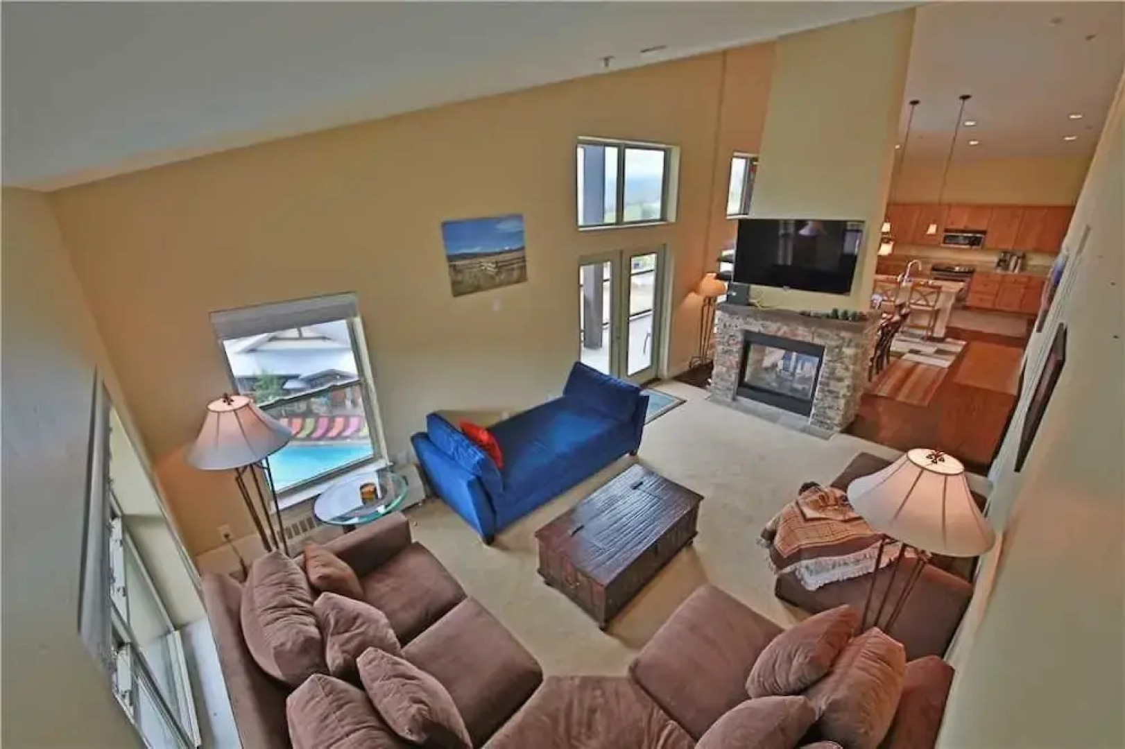 Base Camp One 416C Penthouse - 3 Br Condo