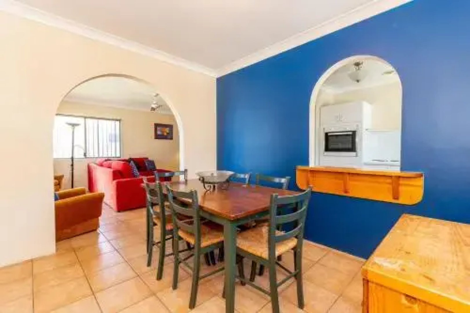 Fantastic Views from this top floor unit!