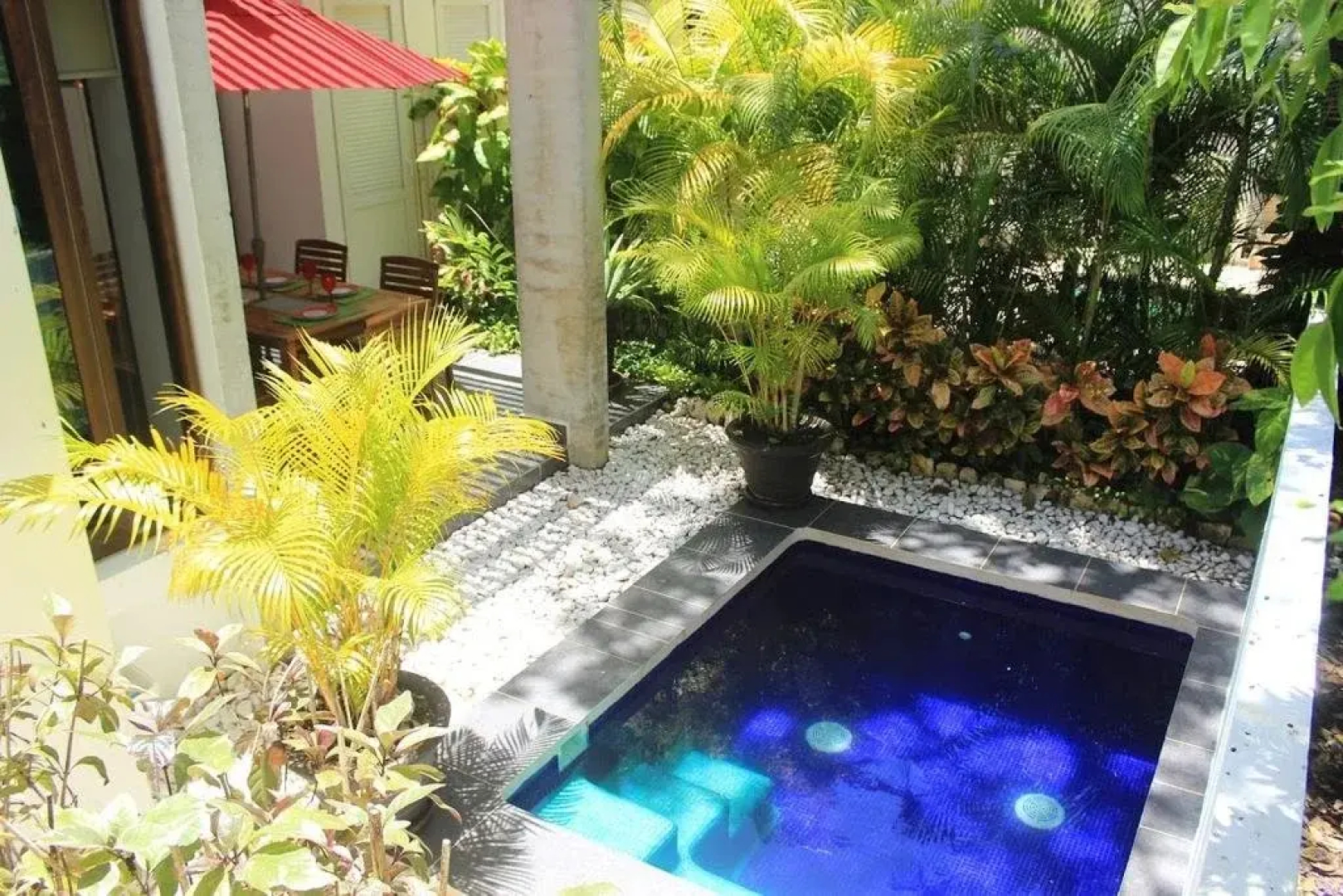 Exclusive Townhome with Plunge Pool