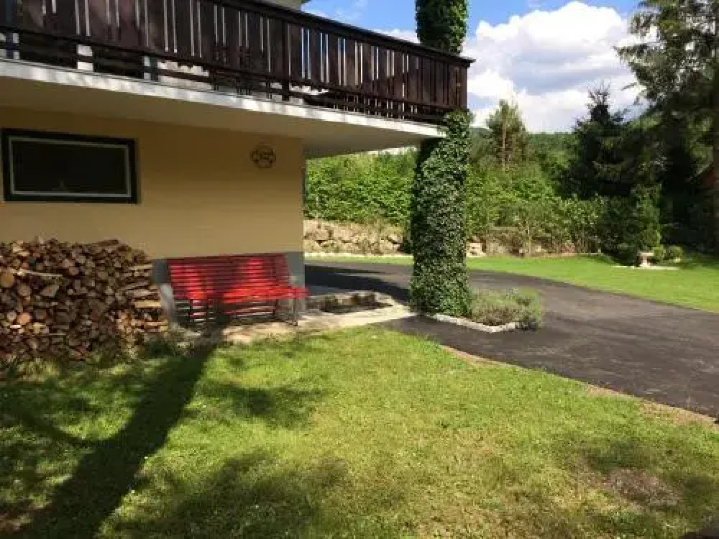 Ferienwohnung Am Straußenbühel