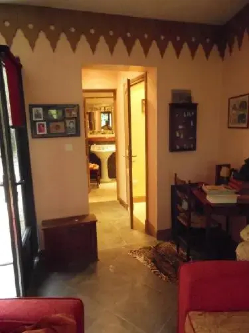 Les Bains Bed & Breakfast