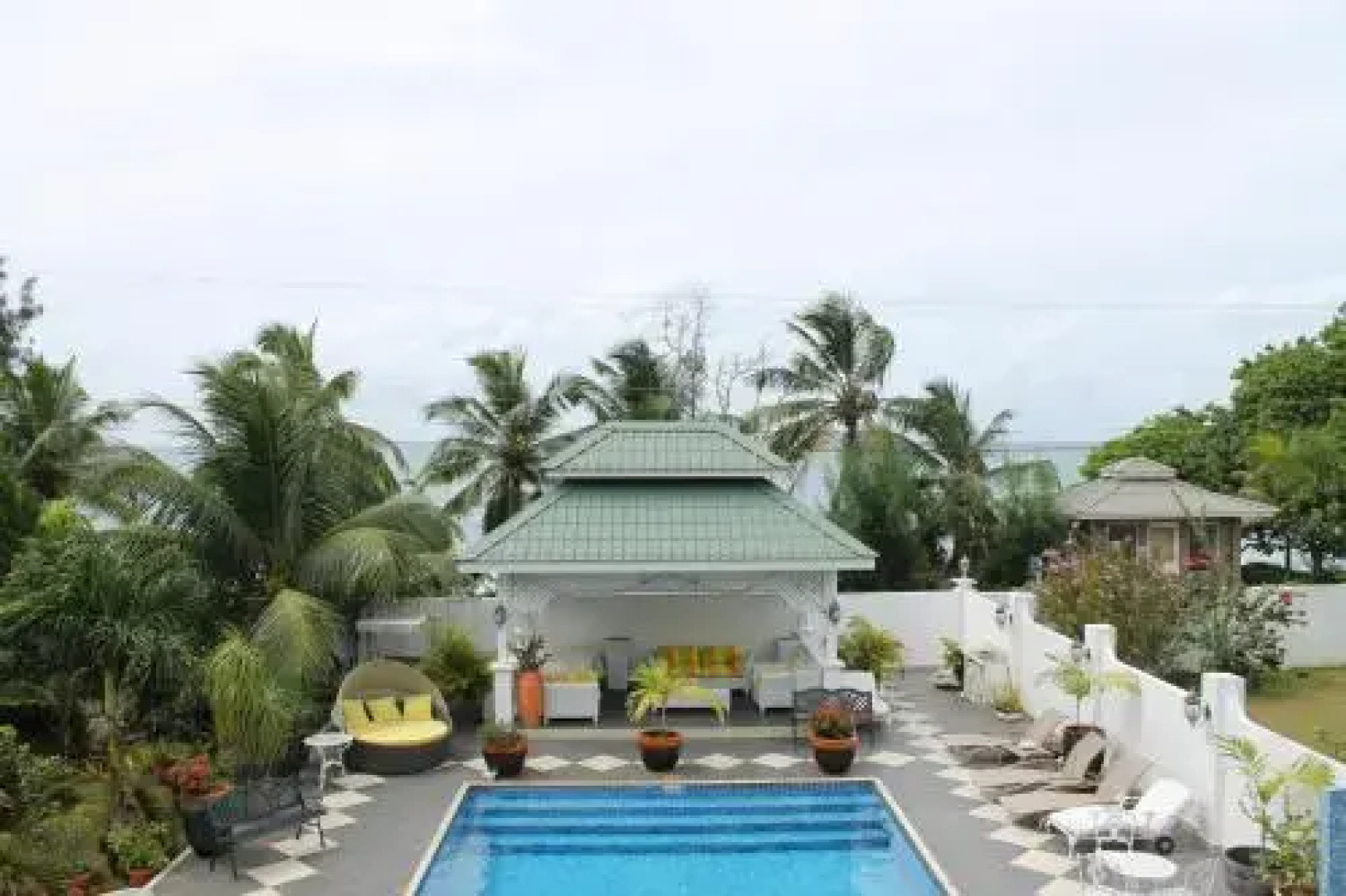 Le Bonheur Villa