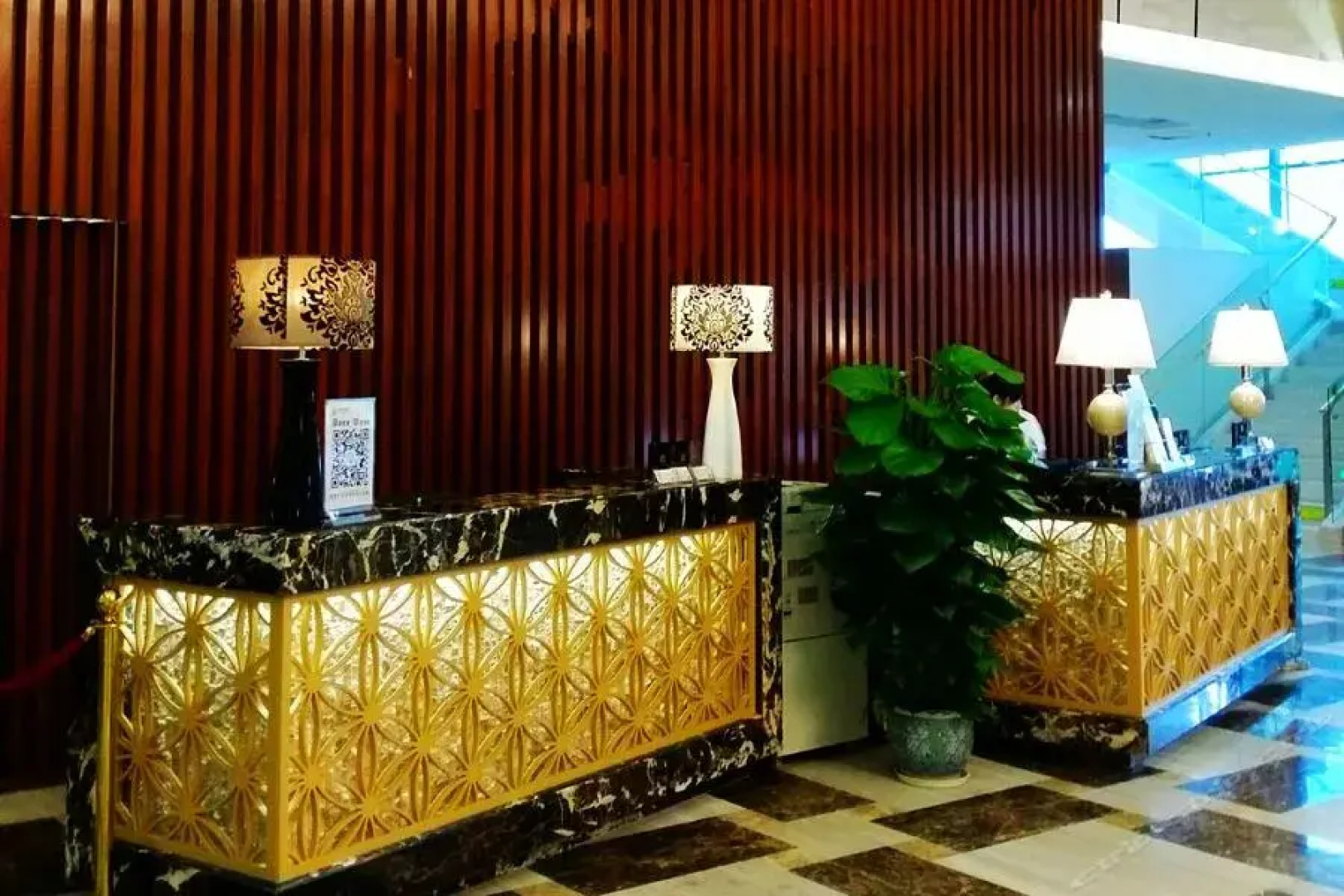 Scenic Holiday Hotel