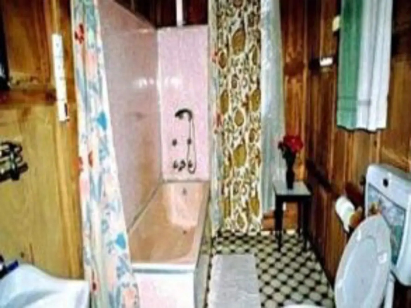 New Lucky Flower House Boat
