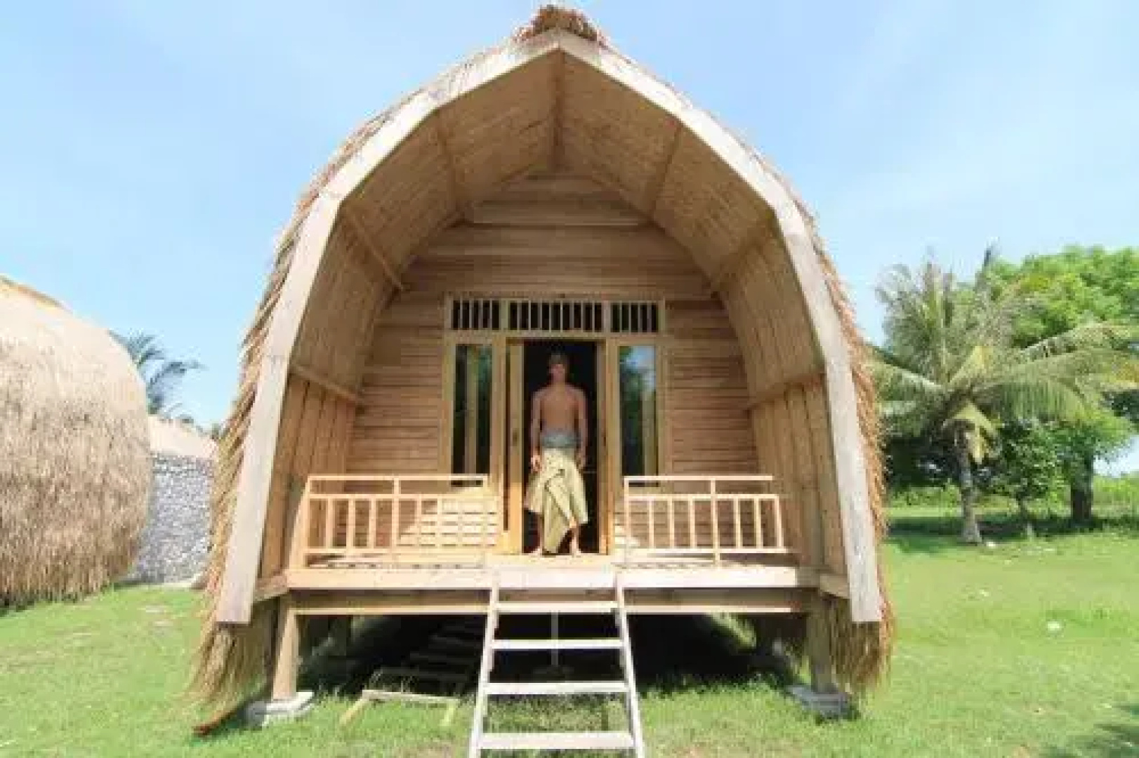 Layar Beach Bungalow