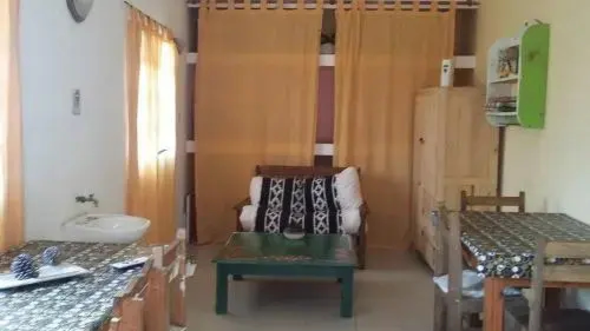 Hostel Avetaia