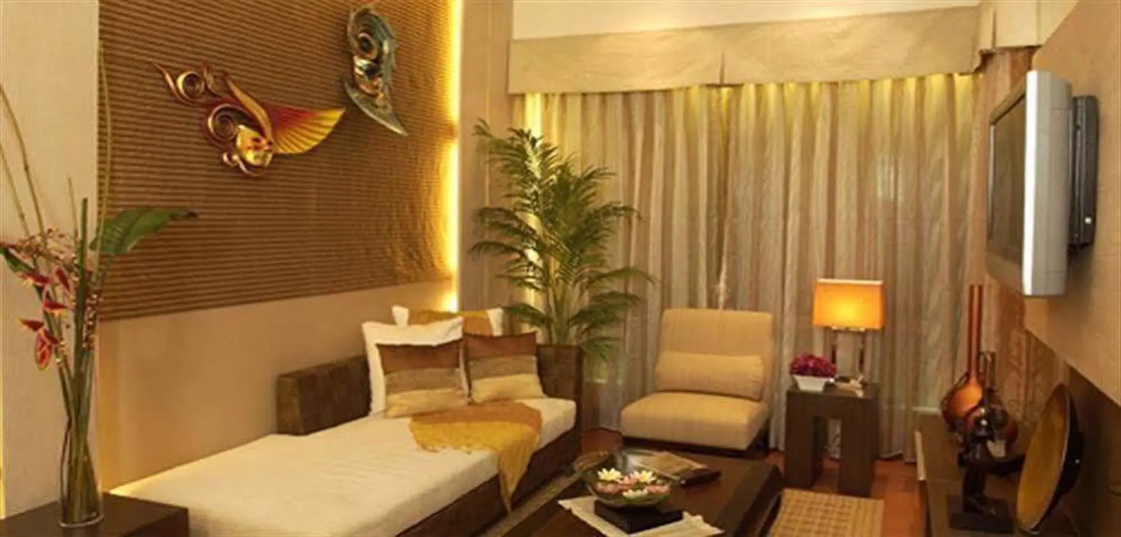 My Grand Hampton Suites