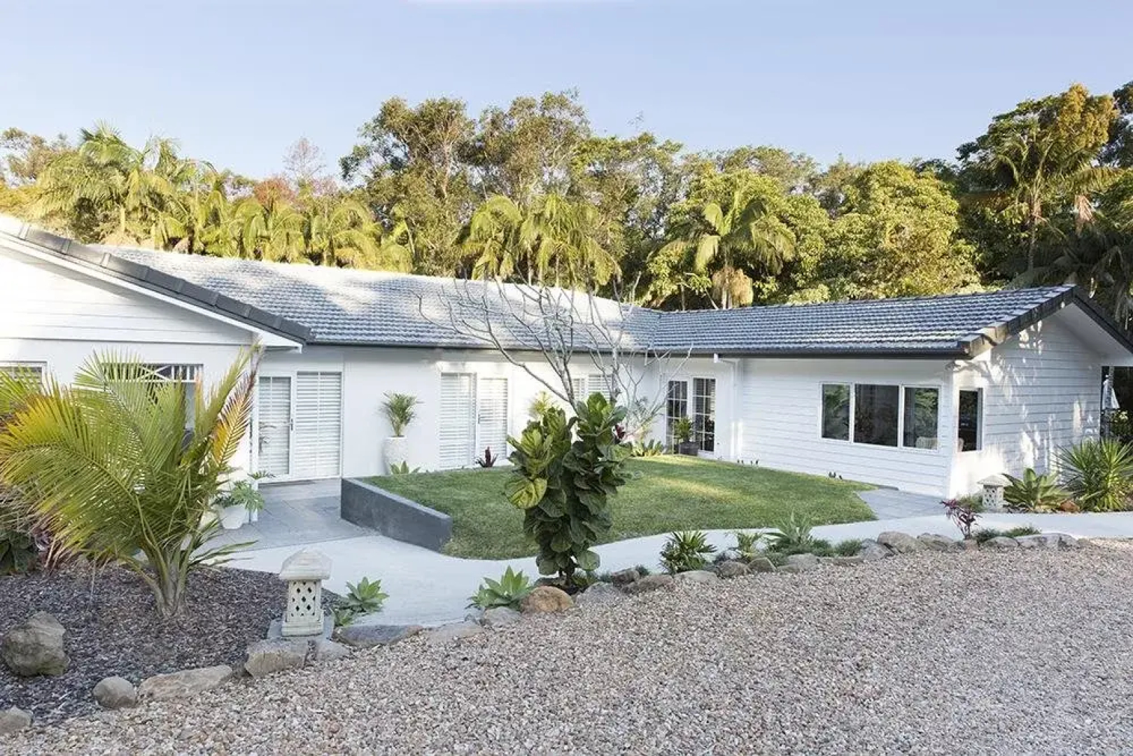 Satara Byron Bay - coastal lifestyle