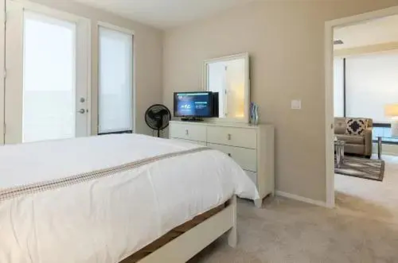 Global Luxury Suites at China Basin