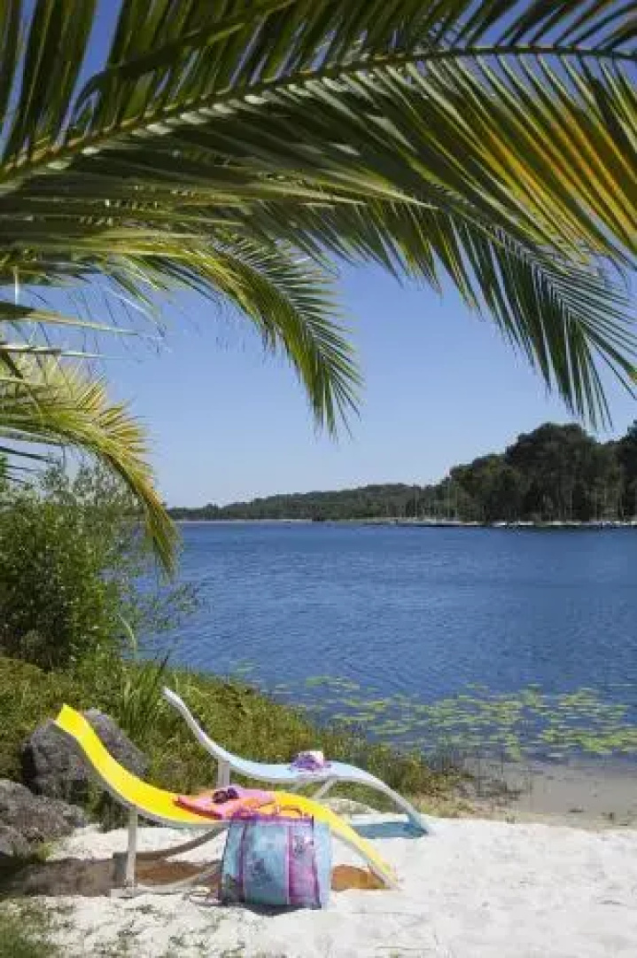 Villa Casa-Blanca Bord de Lac