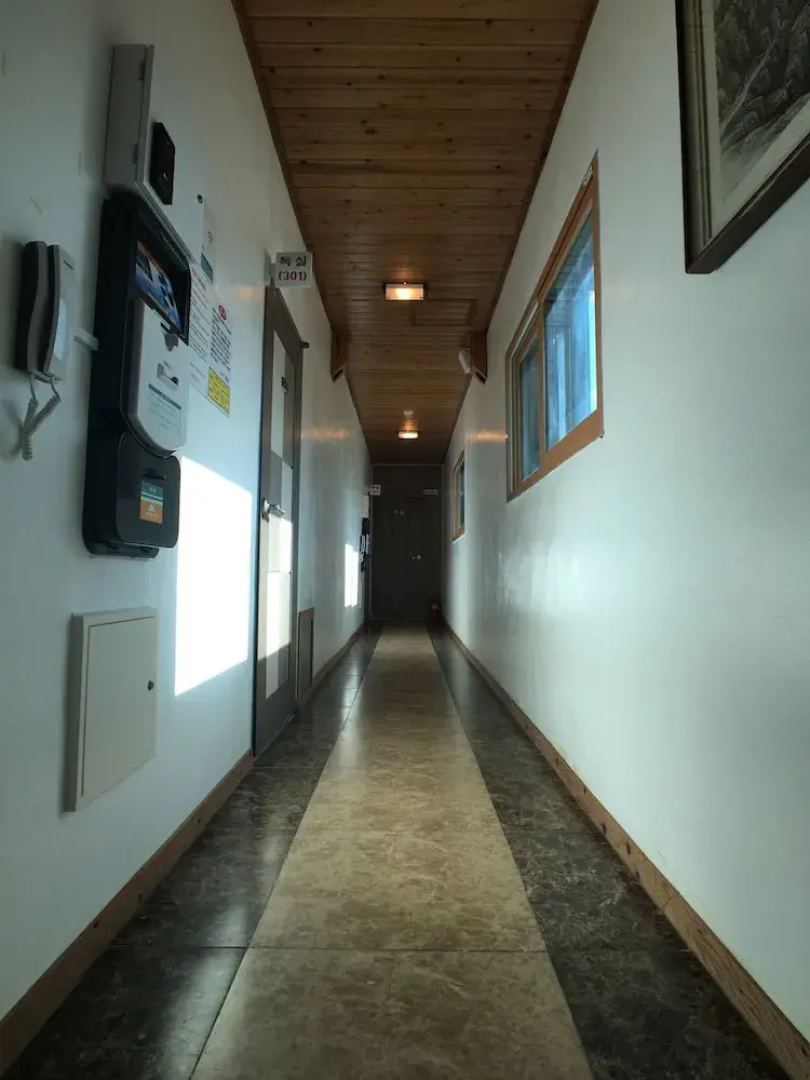 Gallery Motel