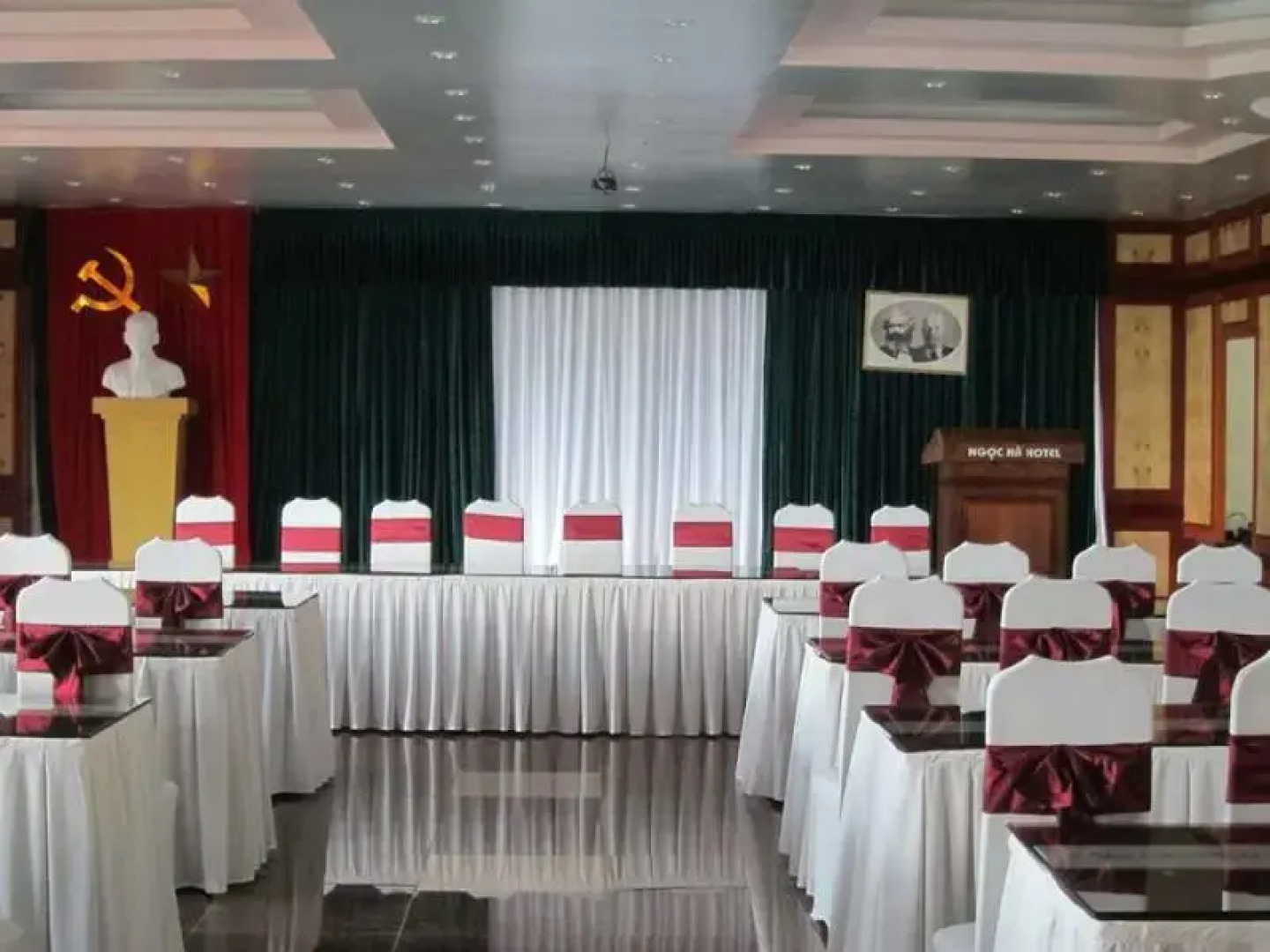 Ngoc Ha Dai Lai Hotel
