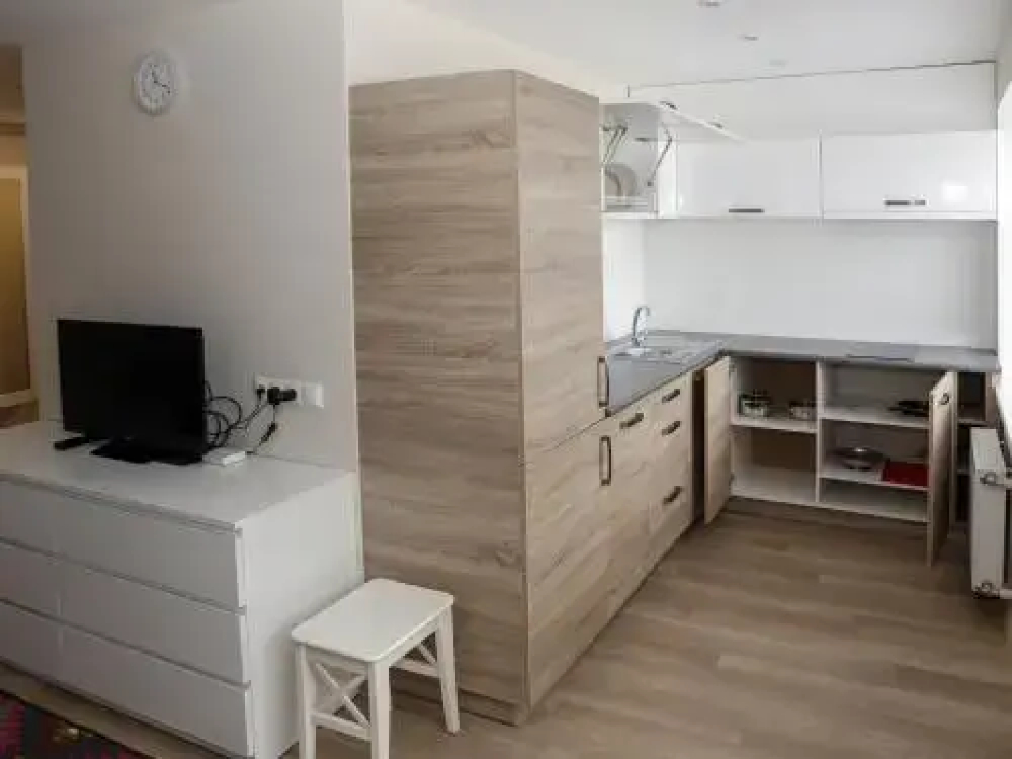 VIN service Atbrivosanas alley 101